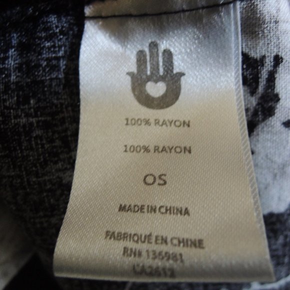 Spiritual Gangster Black & White Floral Maya Kimono OS - Picture 10 of 11